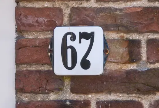 Umgangssprachliche Äußerungen erklärt: 67
